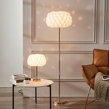 Настольная лампа, Прикроватная лампа для спальни, Доступный Роскошный стиль, Современный минималистичный Креативный Торшер для гостиной Advanced Sense