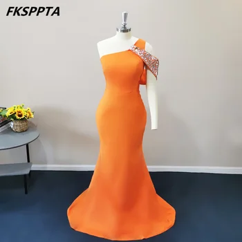 Новое дизайнерское оранжевое вечернее платье 