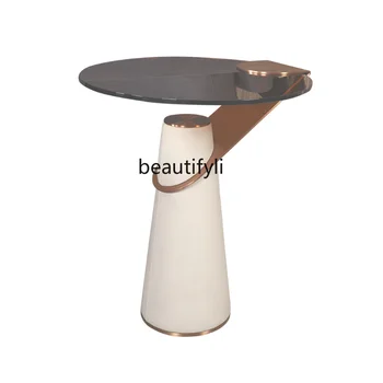 Итальянский легкий роскошный приставной столик, круглый металлический угловой столик, гостиная небольшой квартиры, журнальный столик из скандинавского стекла, приставной столик